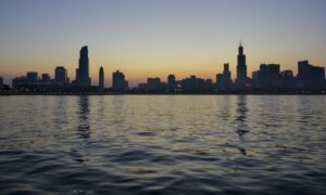 cast skyrizi commercial actress in blue dress