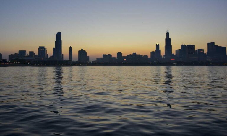 cast skyrizi commercial actress in blue dress